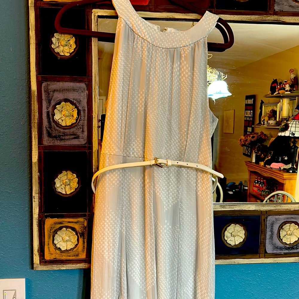 Cute, gray and white Tommy Hilfiger dress